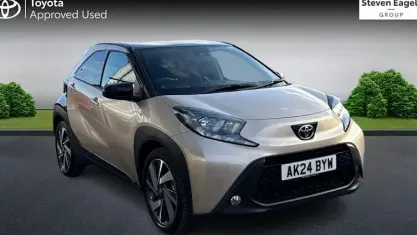 Used Toyota Aygo X 72 HP (52 kW) 2024 Beige SUV