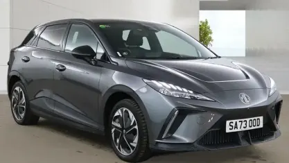 Usado MG MG4 EV Trophy 150 kW (204 HP) 2025 Citadino