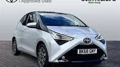 Silver Used 2018 Toyota Aygo X-clusiv Hatchback | £9,250 (Fair price)
