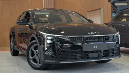 New Kia K4 114 HP (83 kW) 2026 Black Hatchback