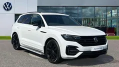 Pure white Used 2023 VW Touareg Black Edition SUV | £46,127 (Fair price)