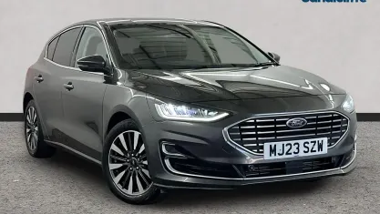 Used Ford Focus Titanium 155 HP (114 kW) 2022 Grey Hatchback
