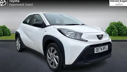 Used Toyota Aygo X PURE 72 HP (52 kW) 2025 SUV