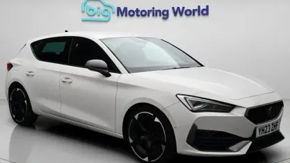 Used Cupra Leon VZ3 310 HP (228 kW) 2023 White Hatchback