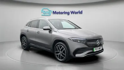 Begagnad Mercedes EQA250 AMG line 139 kW (190 HK) 2022 Grå SUV