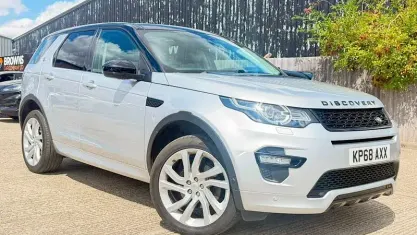 Used Land Rover Discovery Sport HSE Dynamic 180 HP (132 kW) 2018 Silver SUV