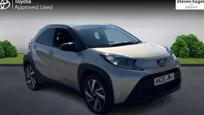 Used Toyota Aygo X 72 HP (52 kW) 2025 Beige SUV
