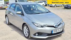 Grey Used 2016 Toyota Auris Hybrid Hatchback | £8,488 (Fair price)
