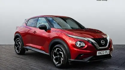 Used Nissan Juke N-Connecta 114 HP (83 kW) 2025 Red SUV