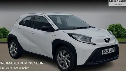 Used Toyota Aygo X PURE 72 HP (52 kW) 2025 SUV