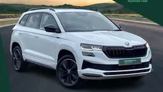 White Used 2022 Skoda Karoq SportLine SUV | £24,264 (Fair price)