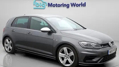 Begagnad VW Golf VII R 310 HK (228 kW) 2018 Halvkombi