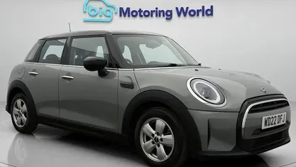 Used Mini Cooper Classic 136 HP (100 kW) 2022 Hatchback