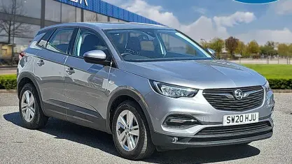 Used Vauxhall Grandland X 131 HP (96 kW) 2019 Grey SUV