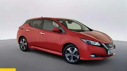 Used Nissan Leaf N-Connecta 110 kW (150 HP) 2021 Red Hatchback