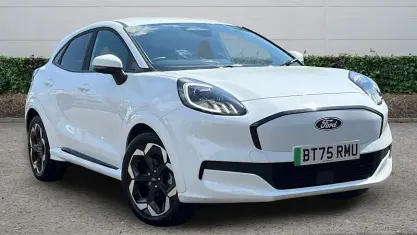 Used Ford Puma Gen-E Premium 122 kW (167 HP) 2025 White SUV