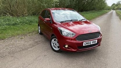 Używany Ford Ka Plus Zetec 70 KM (51 kW) 2016 Czerwony Hatchback