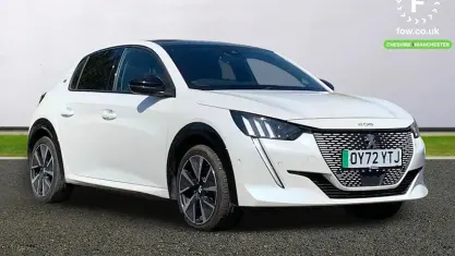 Used Peugeot e-208 Premium 100 kW (136 HP) 2022 White Hatchback