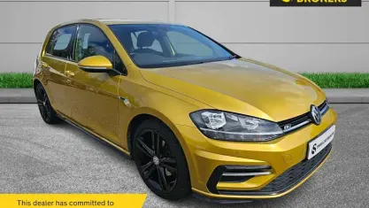 Used VW Golf VII R-line 150 HP (110 kW) 2018 Yellow Hatchback
