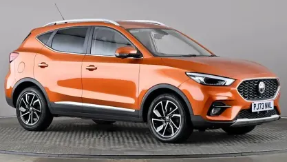 Used MG ZS Exclusive 106 HP (77 kW) 2023 Orange SUV