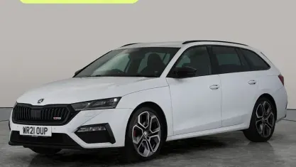 Used Skoda Octavia vRS 200 HP (147 kW) 2023 Estate