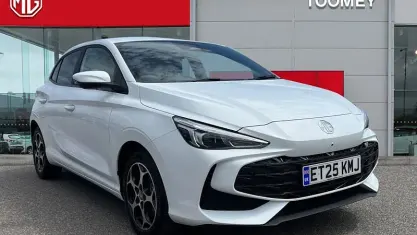 Used MG MG3 Trophy 194 HP (142 kW) 2025 White Hatchback