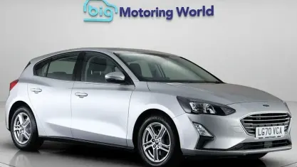 Used Ford Focus Zetec 101 HP (74 kW) 2020 Silver Hatchback