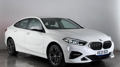 Begagnad BMW 218 Sport Line 136 HK (100 kW) 2023 Sportkupé