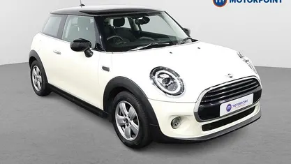 Used Mini Cooper Classic 136 HP (100 kW) 2020 White Hatchback