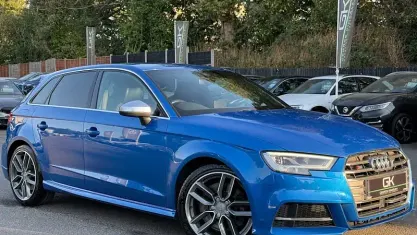 Used Audi S3 Sportback Design 310 HP (228 kW) 2018 Blue Hatchback