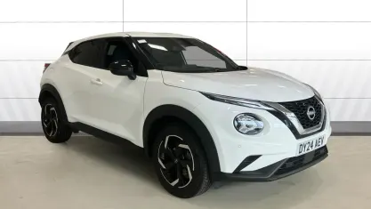 Used Nissan Juke N-Connecta 114 HP (83 kW) 2023 White SUV
