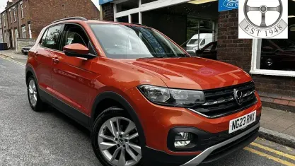 Used VW T-Cross SE 95 HP (69 kW) 2023 Orange SUV