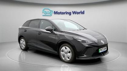 Used MG MG4 EV SE 319 kW (435 HP) 2022 Black Hatchback