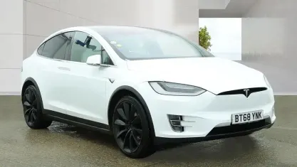 Used Tesla Model X 448 kW (610 HP) 2018 White SUV
