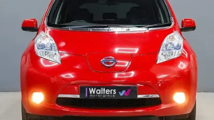 Used Nissan Leaf Tekna 80 kW (109 HP) 2017 Hatchback