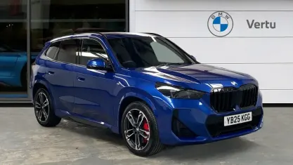 Begagnad BMW X1 M Sport 150 HK (110 kW) 2025 Blå SUV