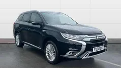 Black Used 2018 Mitsubishi Outlander P-HEV SUV | £15,860 (Fair price)