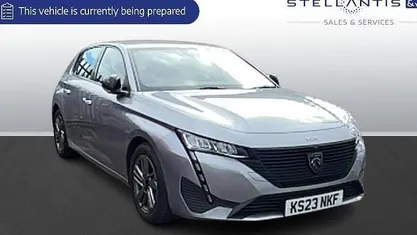 Used Peugeot 308 Active Premium 131 HP (96 kW) 2023 Hatchback