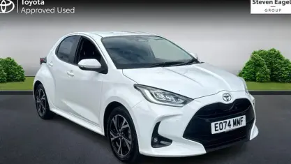 Used Toyota Yaris Design 116 HP (85 kW) 2024 White Hatchback