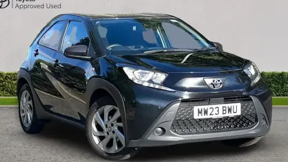 Used Toyota Aygo X PURE 72 HP (52 kW) 2023 Eclipse black SUV