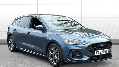 Used Ford Focus ST-Line 125 HP (91 kW) 2023 Blue Hatchback