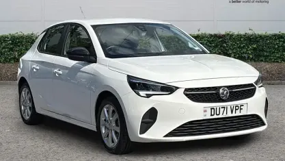 Used Vauxhall Corsa 75 HP (55 kW) 2021 White Hatchback