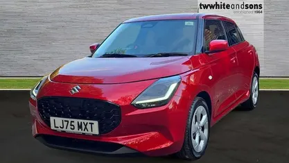 Red Used 2025 Suzuki Swift Hatchback | £17,450 (Fair price)