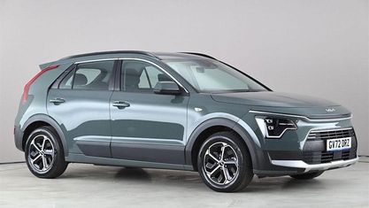 Używany Kia Niro 141 KM (103 kW) 2023 Zielony SUV