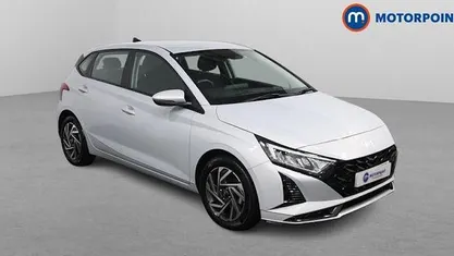 Used Hyundai i20 Advanced 101 HP (74 kW) 2024 Hatchback