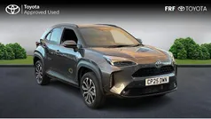 Used 2025 Toyota Yaris Hybrid Design Estate | £24,995 (Fair price)