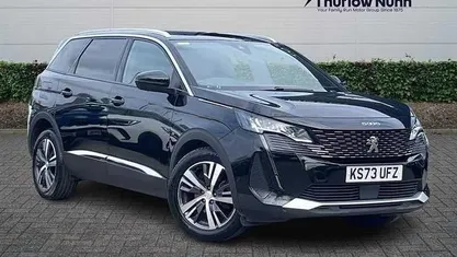 Used Peugeot 5008 Allure+ 136 HP (100 kW) 2023 Black SUV