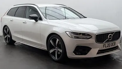 White Used 2020 Volvo V90 R-Design Estate | £18,850 (Good price)