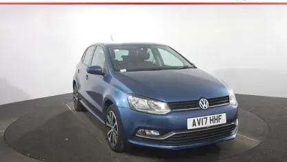 Used VW Polo Edition 90 HP (66 kW) 2017 Blue Hatchback