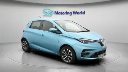 Used Renault Zoe GT-Line 100 kW (136 HP) 2021 Blue Hatchback